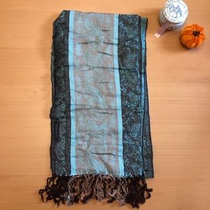 🟡2/$20 pashmina scarf